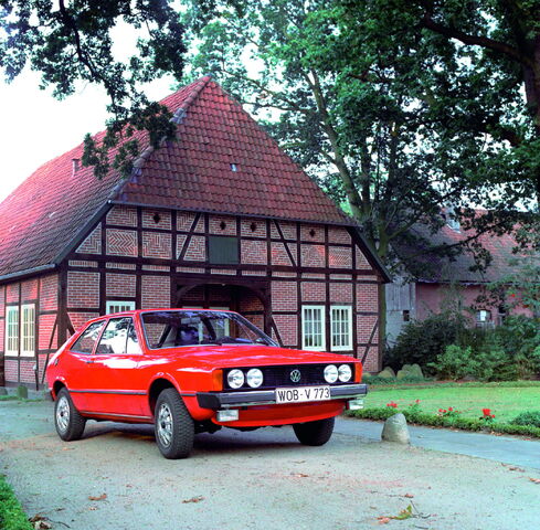 File:VW-Scirocco-I-7.jpg