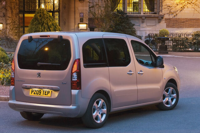 File:Peugeot-Partner-Tepee-2.jpg