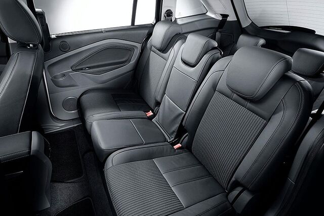 File:Fordgrandcmax---08.jpg