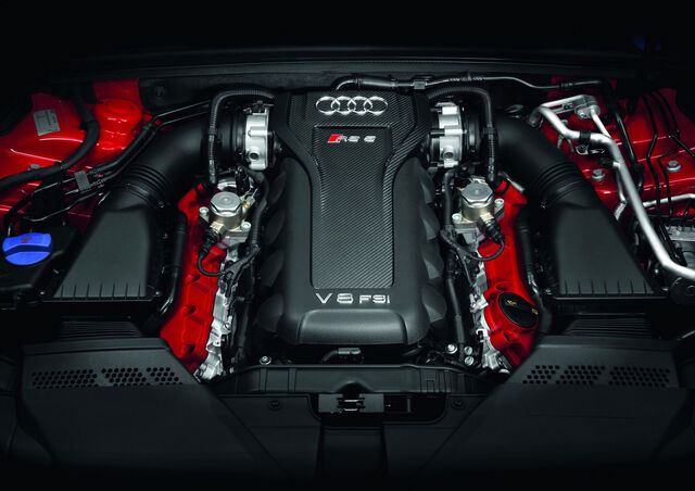 File:2011-Audi-RS5-Coupe-2.jpg