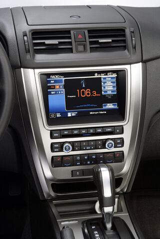 File:18 fusionhybrid2010.jpg