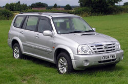800px-2004.suzuki.grand.vitara.2point0td.arp