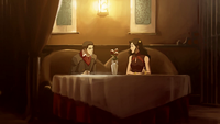 Kwong's Cuisine dining table