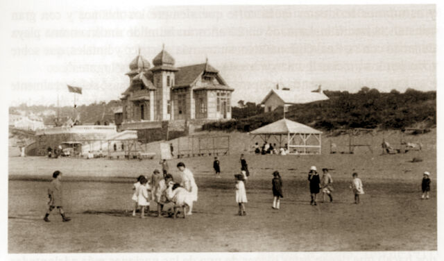 Archivo:1928 Salinas. Club Naútico.jpg