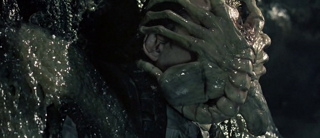 File:Verhaiden Facehugged (3).png