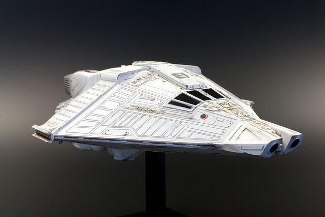 File:Modellbau halcyon alien narcissus 01.jpg