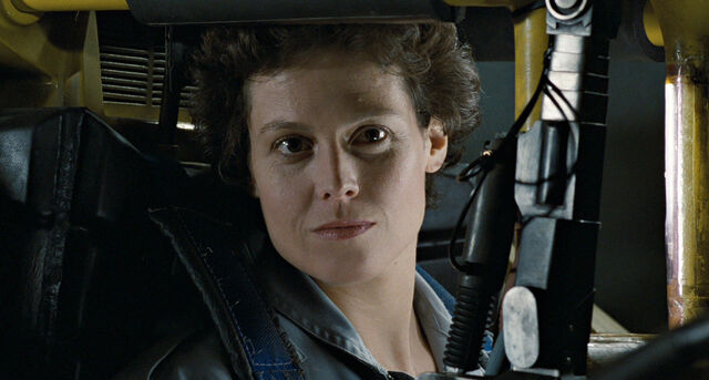 File:Ripley in Power Loader cockpit close-up.jpg