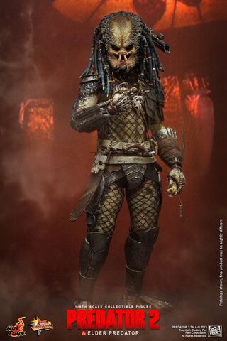 File:HotToysElder2014.jpg