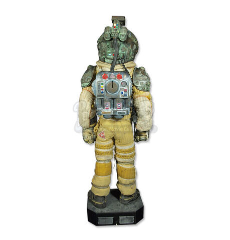 File:Backkanesuit.jpg