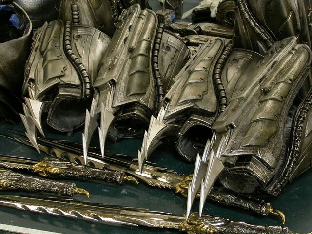 File:AVP Blades and Daggers.jpg