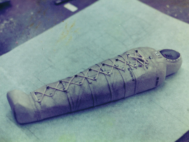 File:Alien-slide-061.png