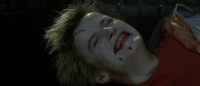 File:Unrated Chestburster Scene 3.png
