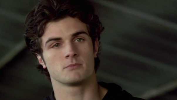File:Season 2 episode 2.jpg