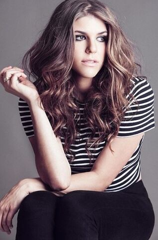 File:Molly Tarlov 2013.jpeg