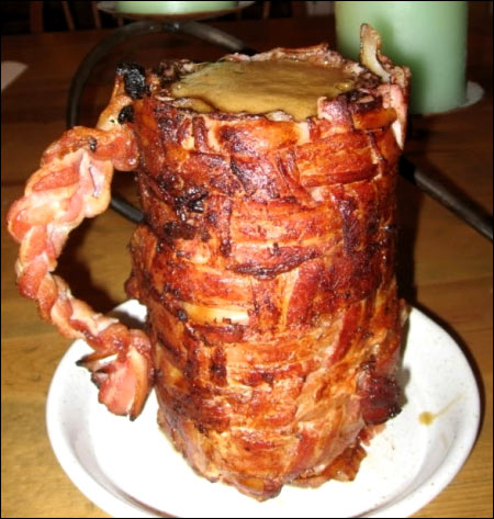 File:Geeky Beer Steins 22.jpg
