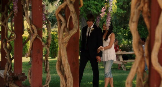 File:Hsm-3-disneyscreencaps.com-10377.jpg