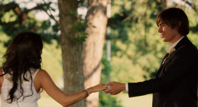 File:Hsm-3-disneyscreencaps.com-10300.jpg