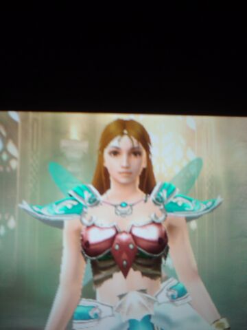 File:Crystal Headshot9.jpg