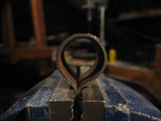 File:Making the metal hoop for the arm - 10.jpg