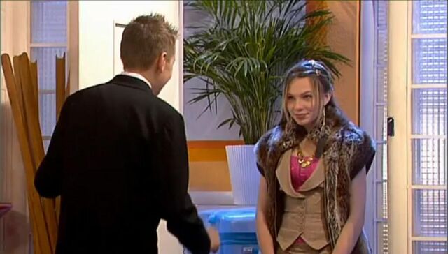 File:Dave's First Girl Friend.jpg