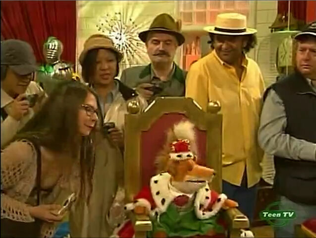 File:1x03 The Stately Home.jpg