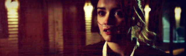 File:Emma-Decody-bates-motel-34461520-1000-300.jpg