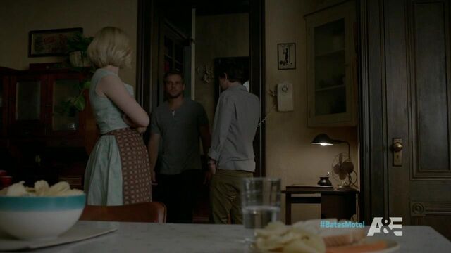 File:ShadowofaDoubtS2EP2 53.jpg