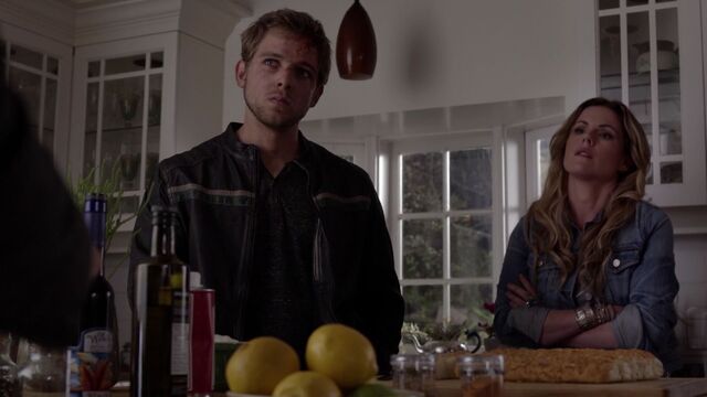 File:BatesMotel208-0381.jpeg