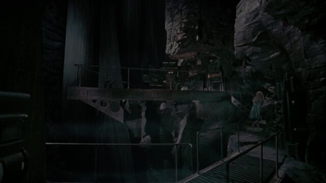 File:BMBatcave1.jpg