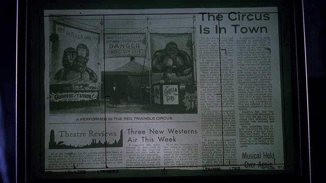 File:NewsPclip RedTriCirc1.jpg
