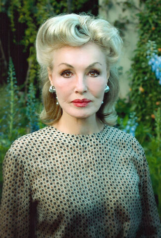 File:Batman '66 - Julie Newmar.jpg