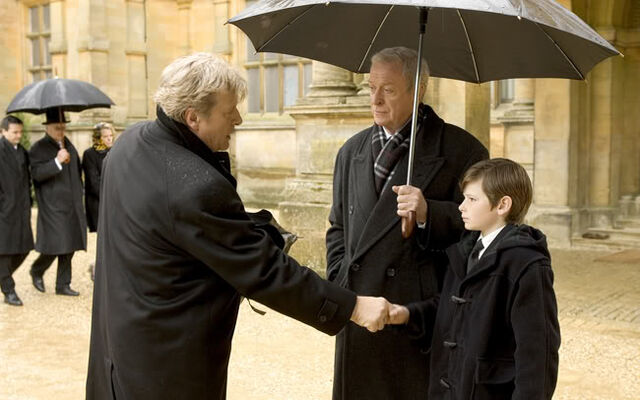File:Batman-begins-20050526092909046.jpg