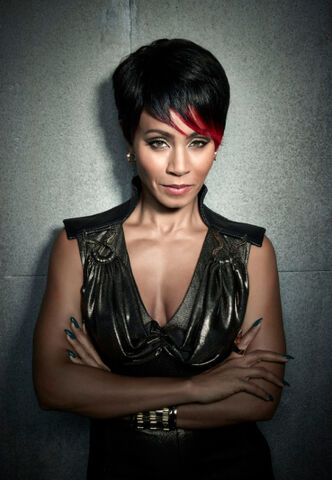 File:Fish Mooney 01 Gotham.jpg