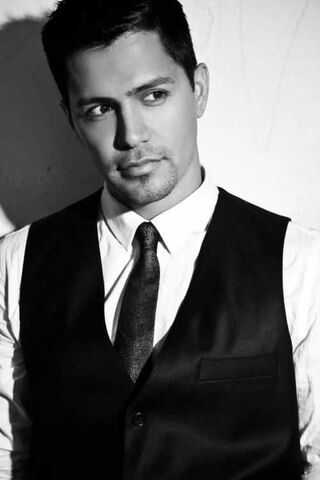 File:Jay Hernandez.jpg