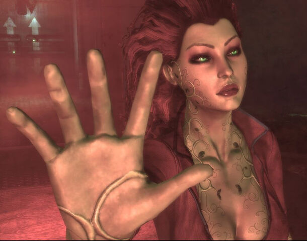 File:PoisonIvy BatmanAA 06.jpg