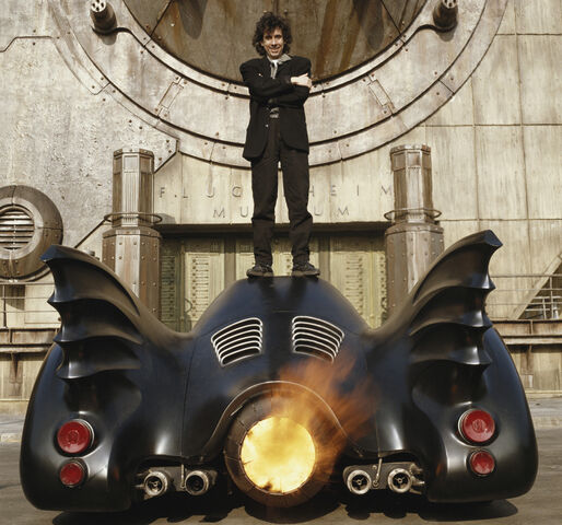 File:1989BehindtheScenes9.jpg