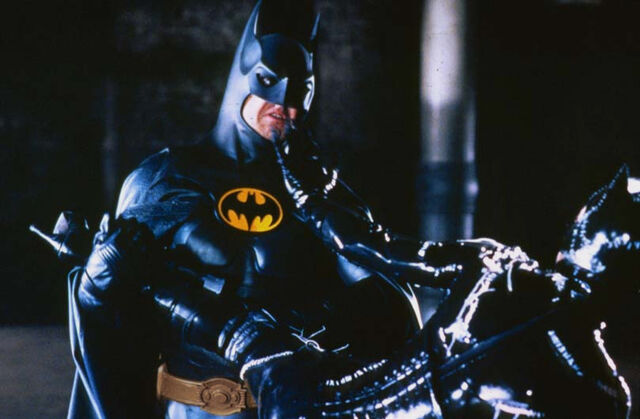 File:Batman Fights Catwoman.jpg