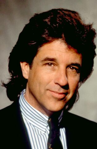 File:Jon Peters.jpg