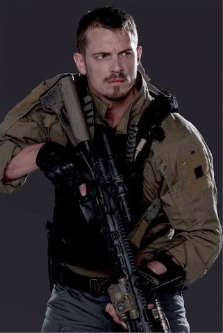 File:Rick Flag Joel Kinnaman.jpg