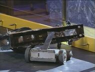 Deathtrap vs Rott-Bot