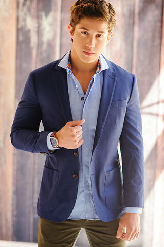 File:Brandon Larracuente2.jpg