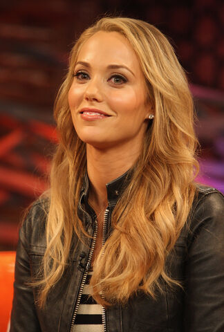 File:Elizabeth Berkley.jpg