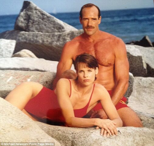File:Stephanie and Newmie.jpg