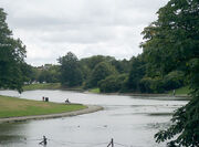 800px-Seftonparklake.jpg