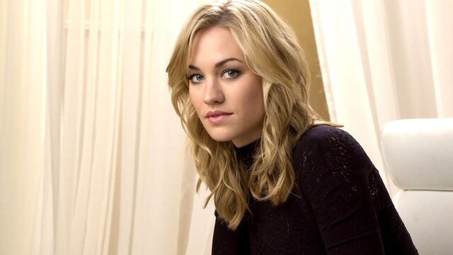 File:Yvonne Strahovski.jpg