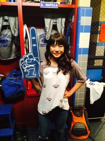File:Haleyfoamfinger.jpg