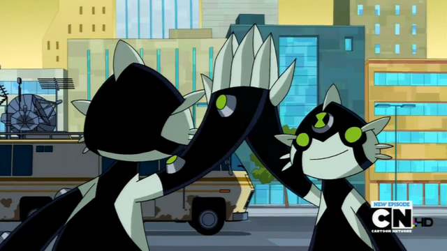 File:1000px-High5.png