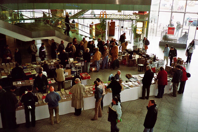 Datei:Blick aus der Galerie.jpg