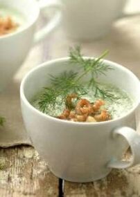 Soupe-de-concombre-aux-crevettes- 28601