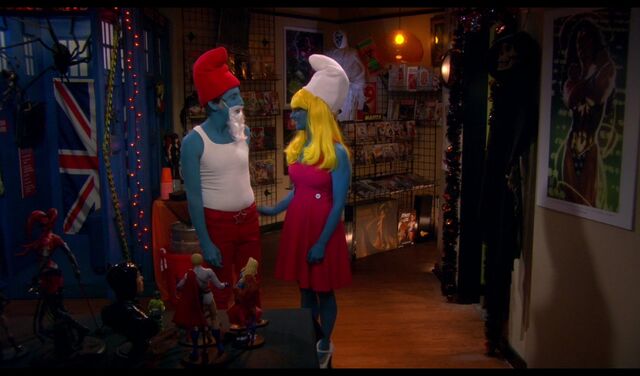 File:Comic center back.jpg